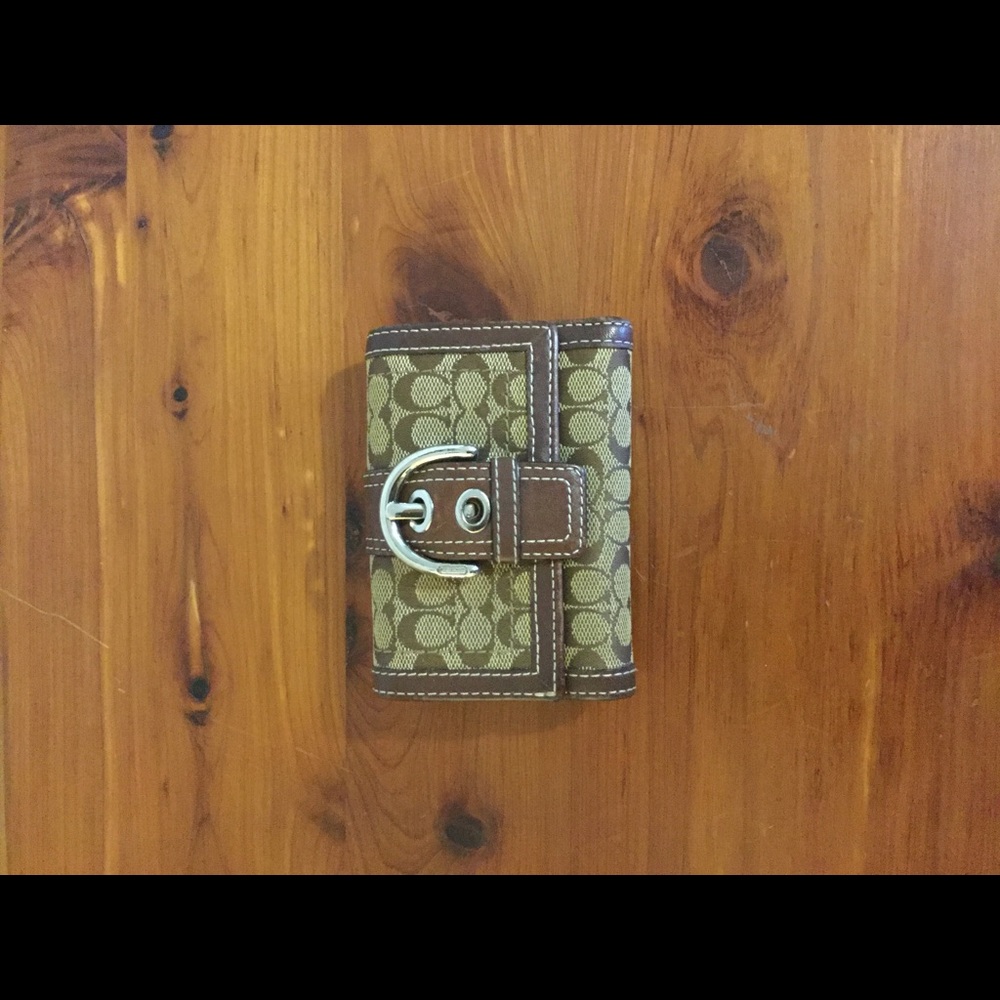 Coach wallet brown and tan good condition